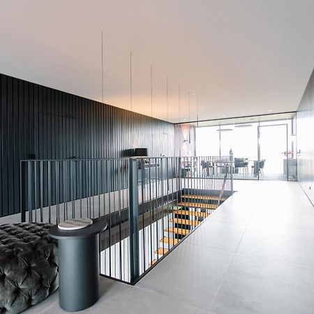 Exklusive Design Appartement Creme De La Creme Neubau Пфунгщад Екстериор снимка