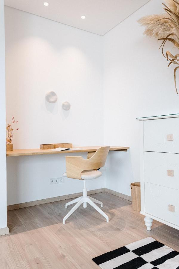 Exklusive Design Appartement Creme De La Creme Neubau Пфунгщад Екстериор снимка